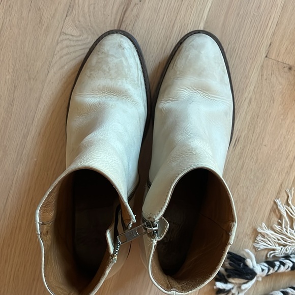FRYE booties.  Size 9. Bone color. All leather. - Picture 6 of 7